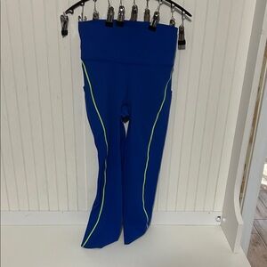 lululemon athletica 3/4 leggings with side pockets